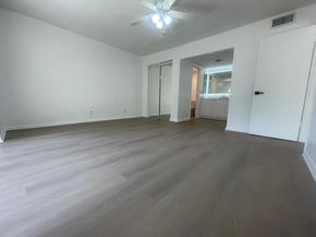 3955 N Nob Hill Road 202, Sunrise FL 33351