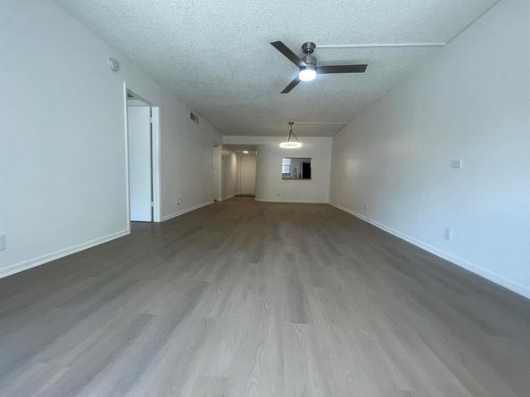 3955 N Nob Hill Road 202, Sunrise FL 33351