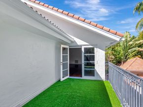 930 N Parkside Circle N, Boca Raton FL 33486