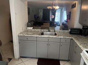 208 Lake Pointe Dr 202, Oakland Park FL 33309