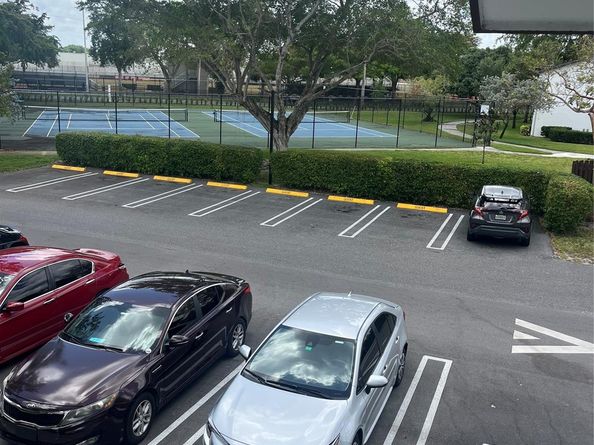 208 Lake Pointe Dr 202, Oakland Park FL 33309
