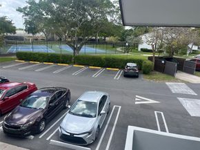 208 Lake Pointe Dr 202, Oakland Park FL 33309