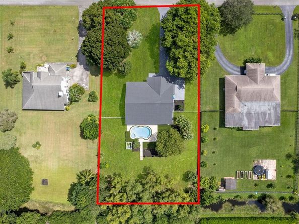 5811 SW 164th Ter, Southwest Ranches FL 33331