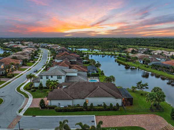 129 Blanca Isles Lane, Jupiter FL 33478