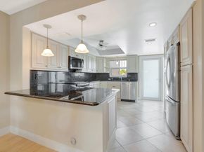 725 N Riverside Dr 205, Pompano Beach FL 33062