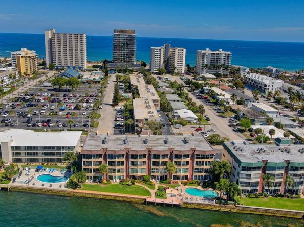 725 N Riverside Dr 205, Pompano Beach FL 33062