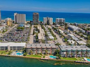 725 N Riverside Dr 205, Pompano Beach FL 33062