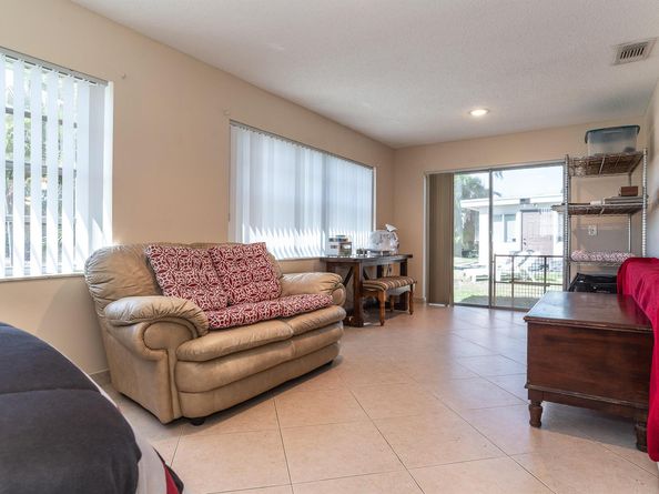 7076 Pine Manor Drive, Lake Worth FL 33467
