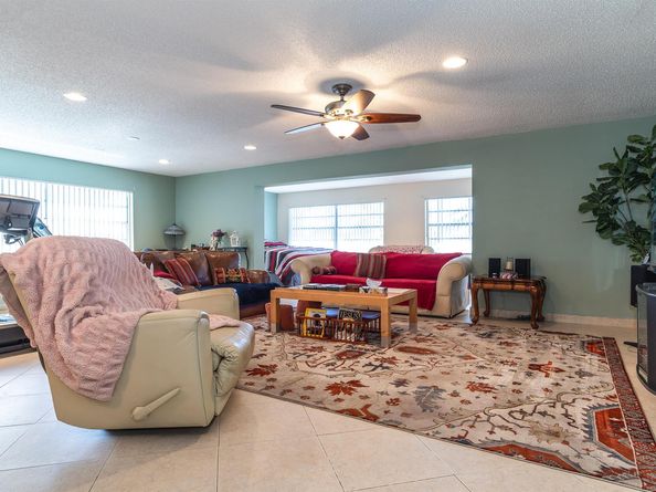 7076 Pine Manor Drive, Lake Worth FL 33467