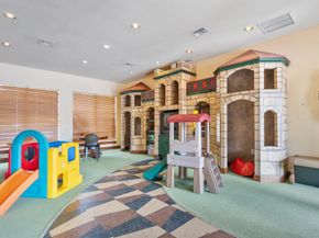 4852 N State Road 7 3303, Coconut Creek FL 33073