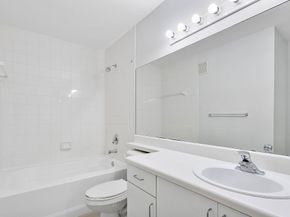 4852 N State Road 7 3303, Coconut Creek FL 33073