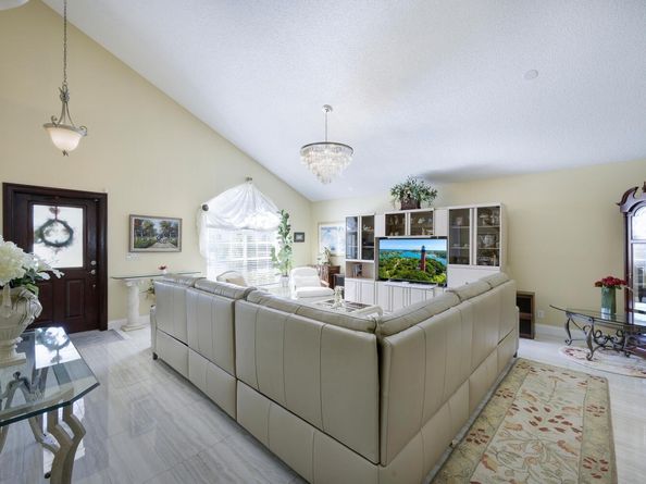 151 St Michaels Court, Jupiter FL 33458