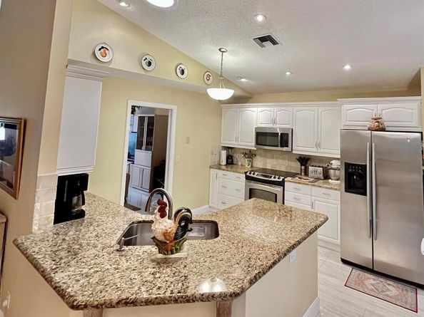 151 St Michaels Court, Jupiter FL 33458