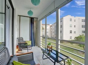 2801 Somerset Dr 205, Lauderdale Lakes FL 33311