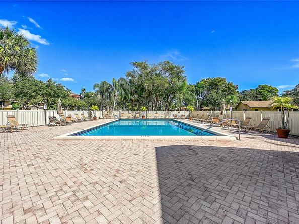 2660 Carambola Cir N 202, Coconut Creek FL 33066