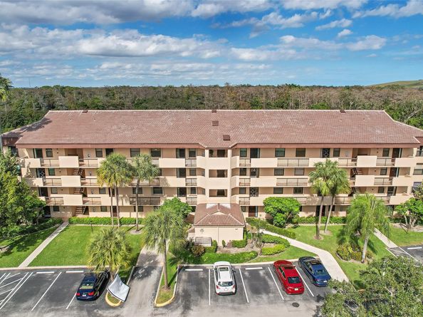 2660 Carambola Cir N 202, Coconut Creek FL 33066