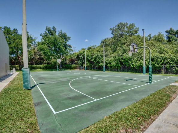2660 Carambola Cir N 202, Coconut Creek FL 33066