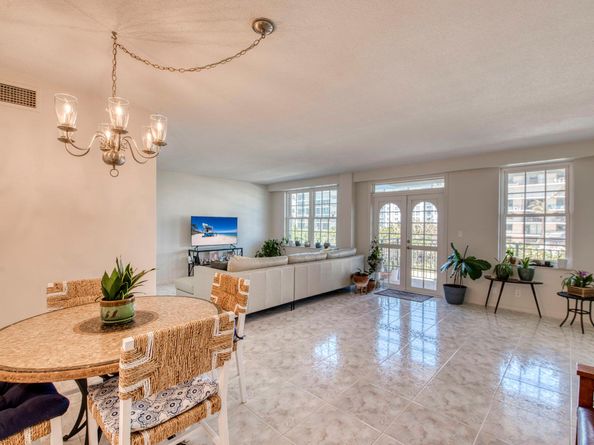 3475 S Ocean Boulevard 210, Palm Beach FL 33480
