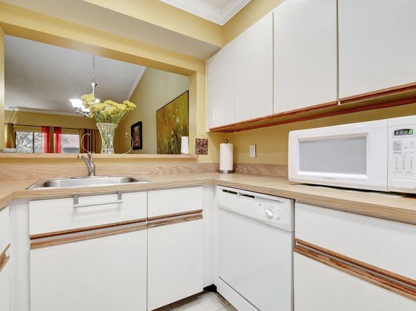 7843 Willow Spring Drive 623, Lake Worth FL 33467