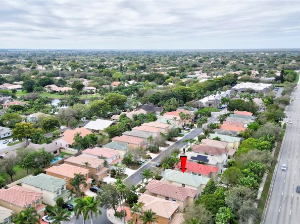 10249 NW 7th St, Coral Springs FL 33071