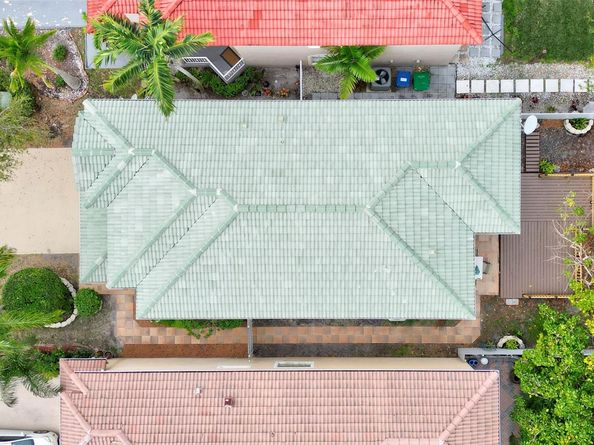 10249 NW 7th St, Coral Springs FL 33071