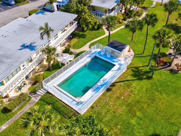 2755 NE 28th Ave A3, Lighthouse Point FL 33064