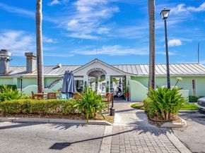 2755 NE 28th Ave A3, Lighthouse Point FL 33064