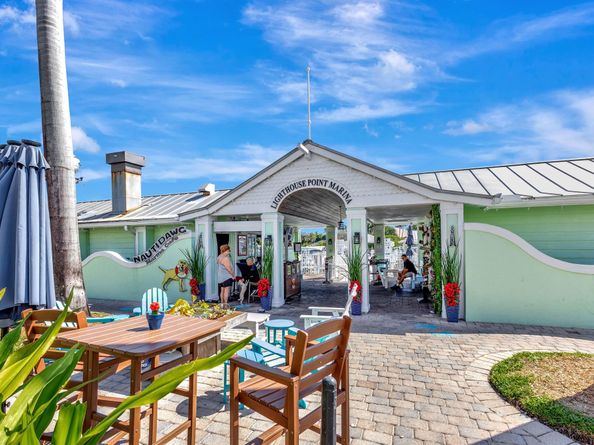 2755 NE 28th Ave A3, Lighthouse Point FL 33064