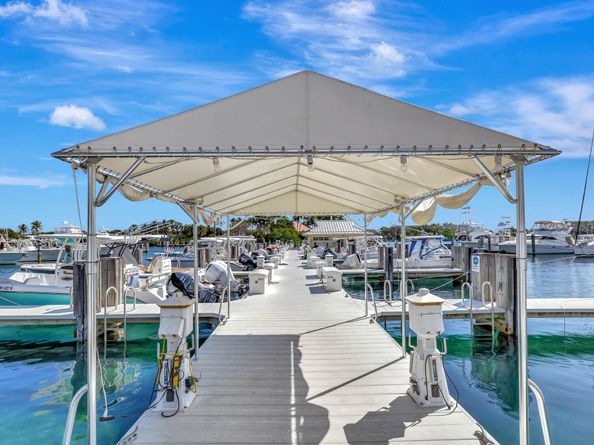 2755 NE 28th Ave A3, Lighthouse Point FL 33064