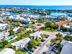 2755 NE 28th Ave A3, Lighthouse Point FL 33064