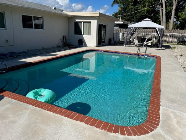 450 W Conference Drive 450 & 460, Boca Raton FL 33486