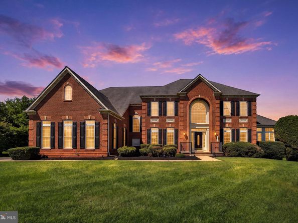 152 Parsons Lane, Newtown PA 18940