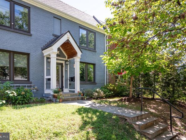 4041 7TH Street NE 1, Washington DC 20017