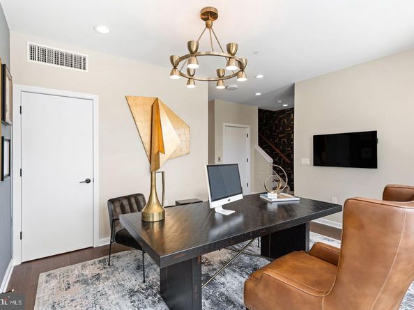 3005 Bridgeview Walk, Philadelphia PA 19125