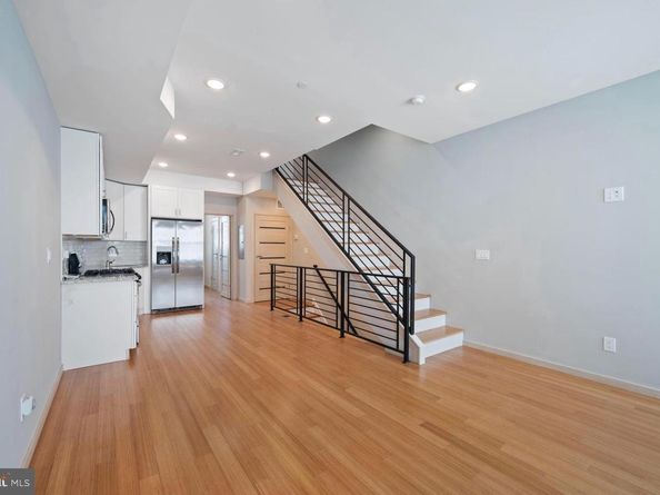 911 W Dauphin Street, Philadelphia PA 19133