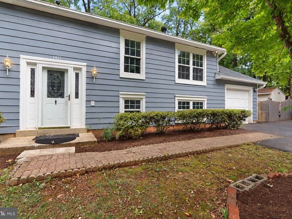 1412 Bayshire Lane, Herndon VA 20170