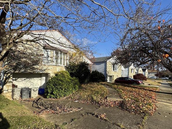 8870 Alton Street, Philadelphia PA 19115