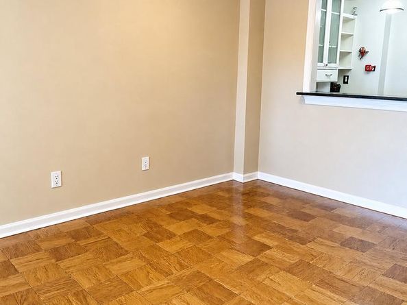 2800 Wisconsin Avenue NW 705, Washington DC 20007
