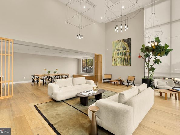 37 L Street SE 301, Washington DC 20003