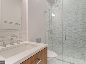 621 S 24TH Street 308, Philadelphia PA 19146