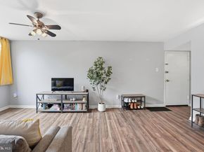 501 N Armistead Street T3, Alexandria VA 22312