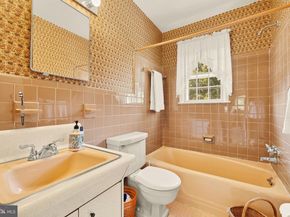 3630 37TH Street N, Arlington VA 22207