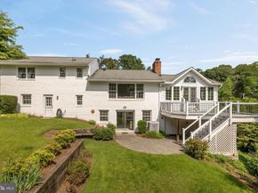 3630 37TH Street N, Arlington VA 22207