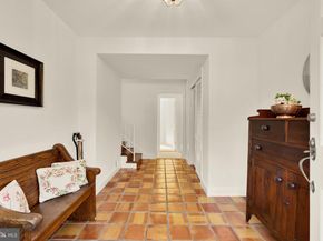 3630 37TH Street N, Arlington VA 22207