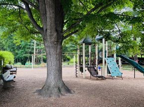 7551 Spring Lake Drive D1, Bethesda MD 20817