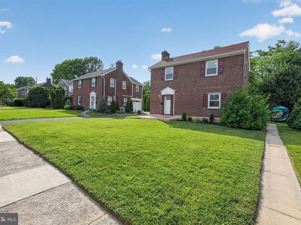 213 Priscilla Lane, Aldan PA 19018