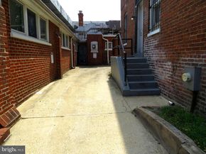 653 11TH Street NE, Washington DC 20002