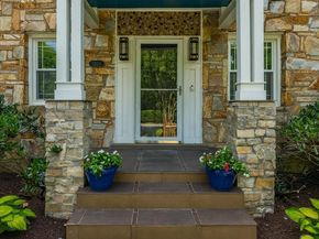 2200 N Pollard Street, Arlington VA 22207