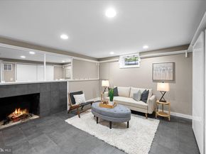 2200 N Pollard Street, Arlington VA 22207