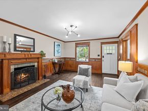 2200 N Pollard Street, Arlington VA 22207